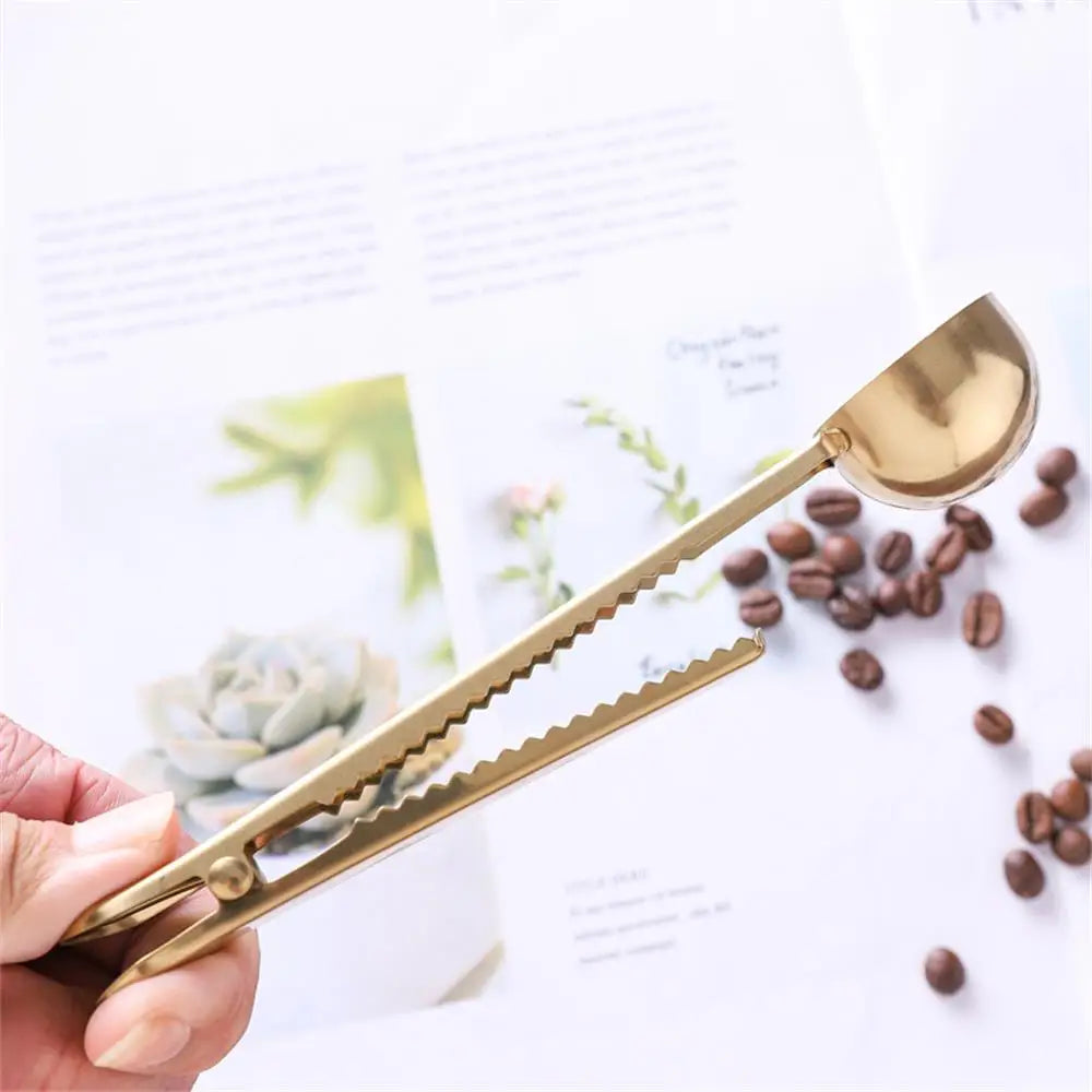 2-in-1 Coffee Measuring Scoop with Sealing Clip